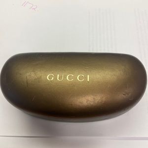 Gucci sunglasses case *no glasses